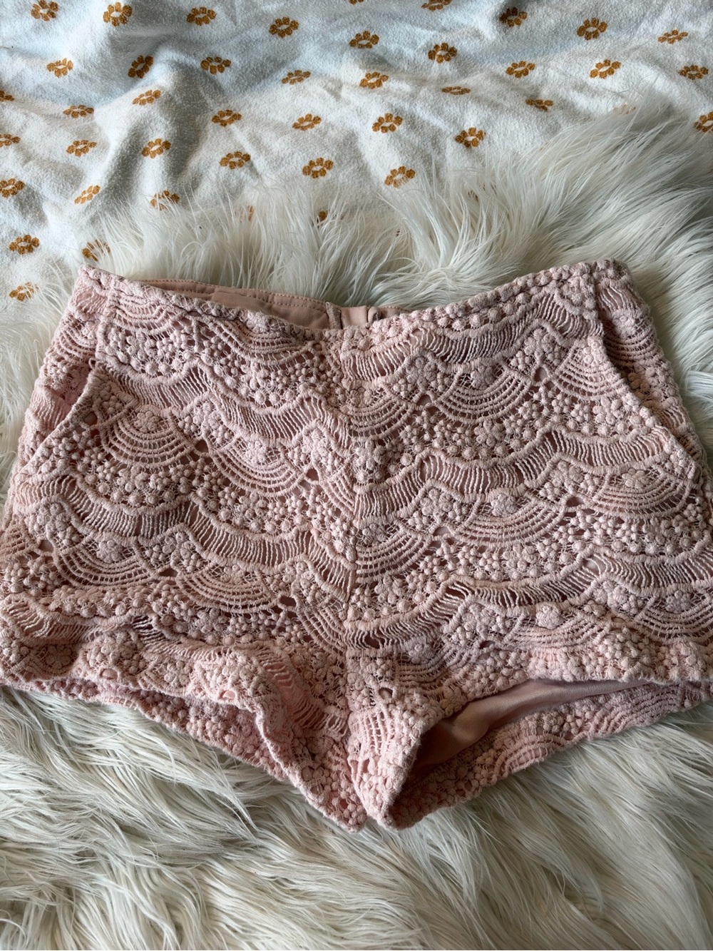 Forever 21 High-Waist Crochet Lace Shorts - Blush